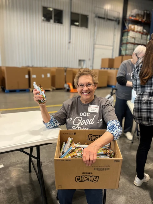 Carolyn Miller, alumna from the Class of 1973, joined College of the Ozarks for this year’s 16th anniversary of Doc Good Day.